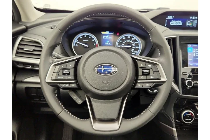 $23998 : Subaru Forester 2019 AWD Pre image 10