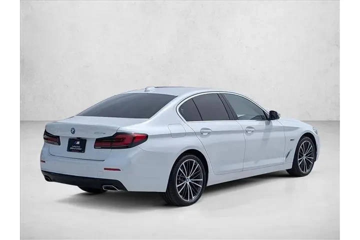 $32084 : BMW 5 Series 2023 530e 4dr S image 5
