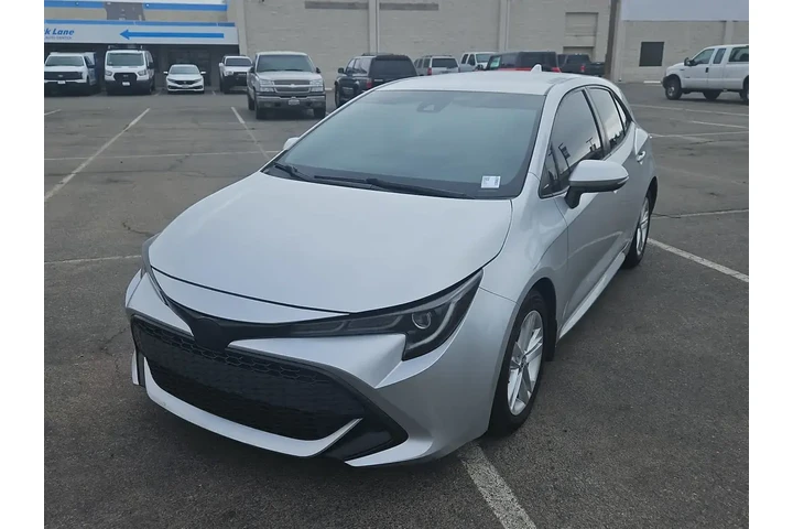 $16500 : Toyota Corolla Hatchback 201 image 1