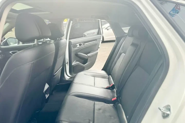 $27195 : 2024 Civic Touring | Grover B image 7