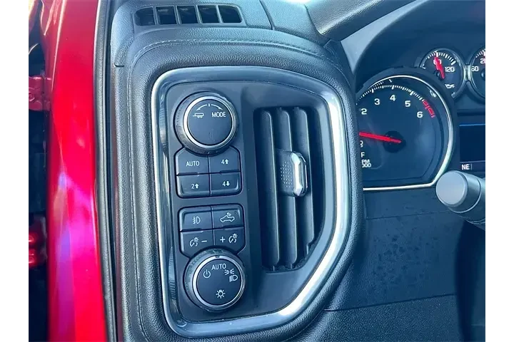 $38900 : Chevrolet Silverado 1500 202 image 10