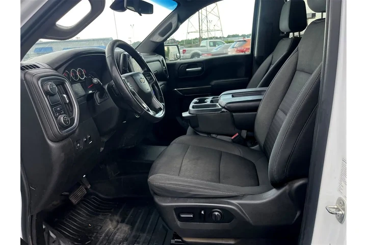 $17995 : 2020 Silverado 1500 LT Double image 9