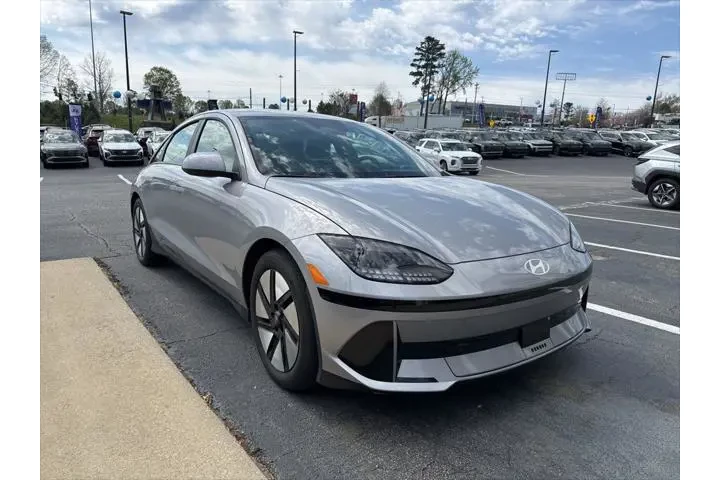 $22991 : Hyundai IONIQ 6 2024 SE 4dr image 3