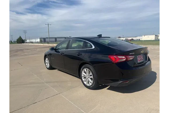 $16350 : Chevrolet Malibu 2020 LT 4dr image 7