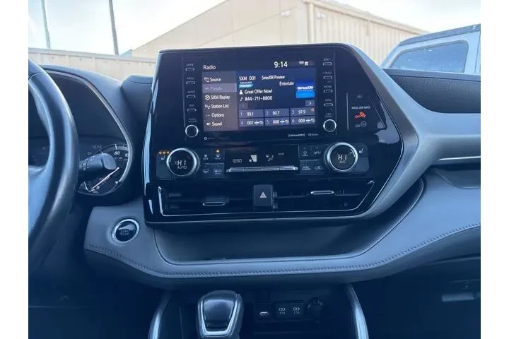 $27499 : Toyota Highlander 2021 AWD X image 10