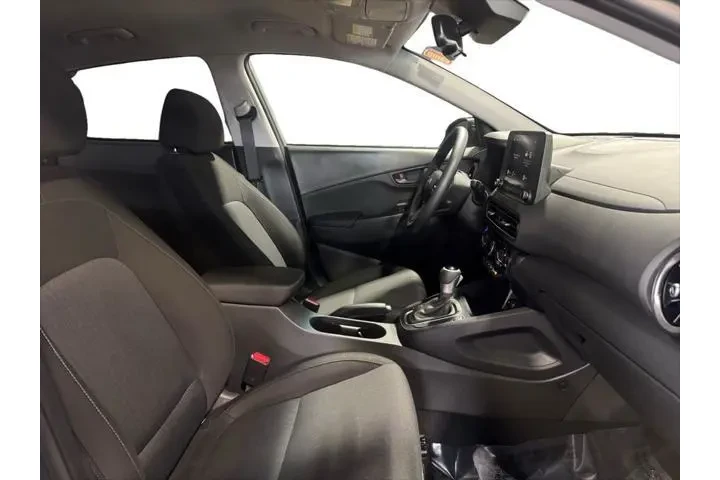 $18248 : Hyundai KONA 2023 AWD SEL 4d image 10