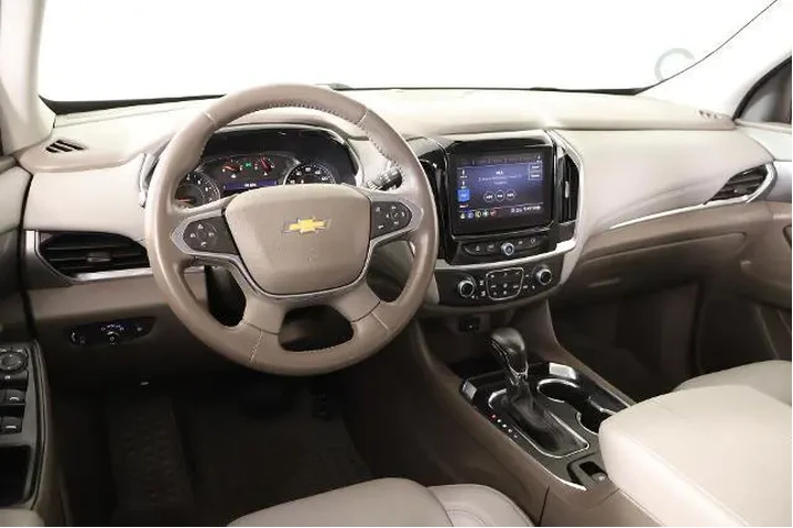 $24915 : Chevrolet Traverse 2021 LT L image 2