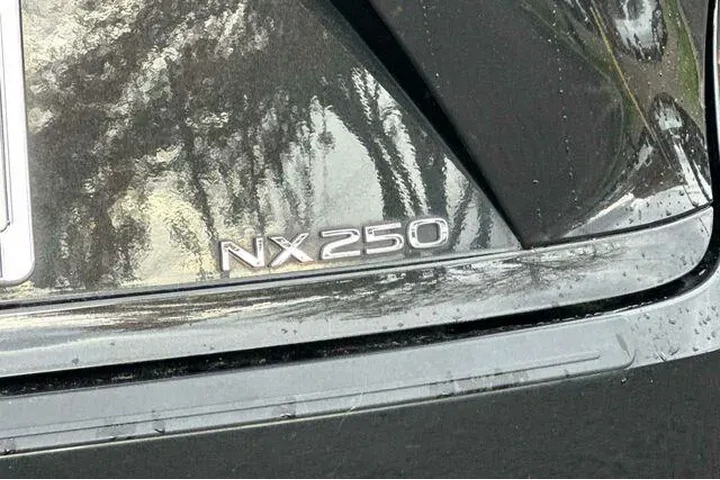 $34340 : Lexus NX 250 2024 4dr Crosso image 9