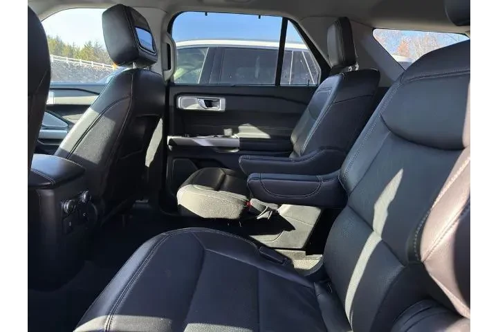 $33995 : Ford Explorer 2023 AWD Limit image 8