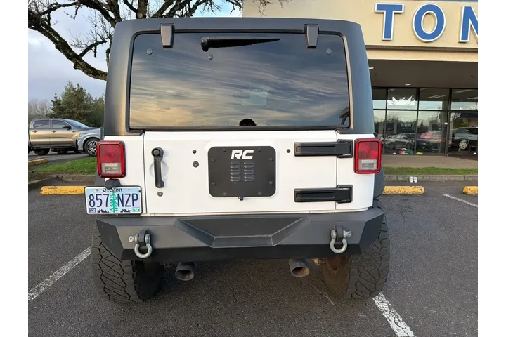 $18697 : Jeep Wrangler Unlimited 2016 image 5