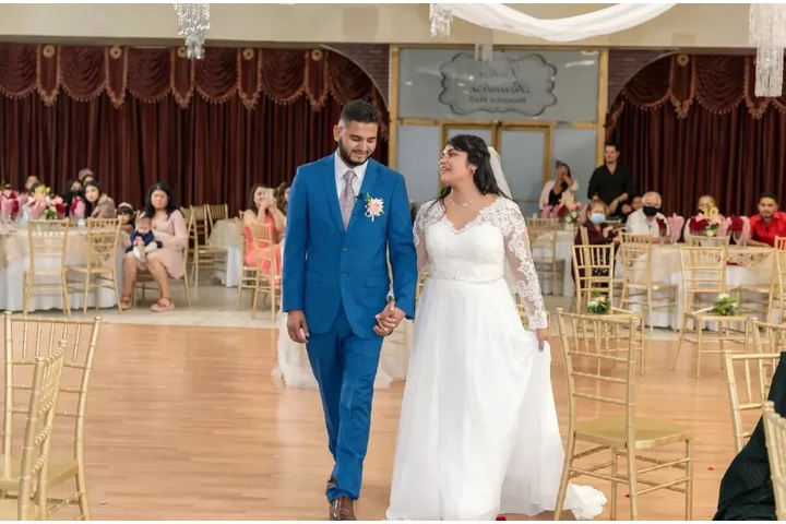 BONITO SALON EN VAN NUYS image 4