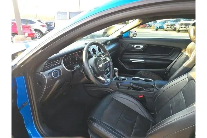 $24500 : Ford Mustang 2021 EcoBoost P image 10