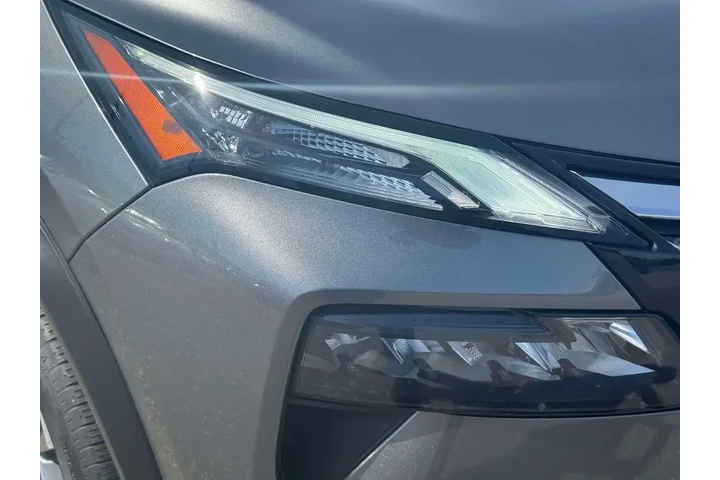 $21995 : Nissan Rogue 2025 SV 4dr Cro image 9