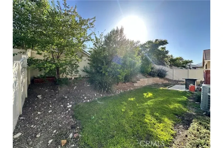 $2495 : SOUTH GATE RENTO CASA image 1