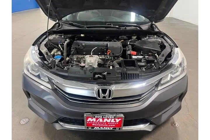 $15638 : Honda Accord 2017 LX 4dr Sed image 9