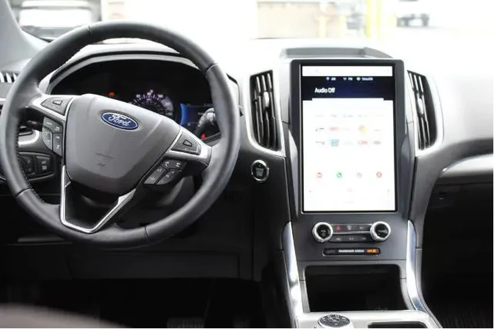 $29685 : Ford Edge 2022 AWD Titanium image 10