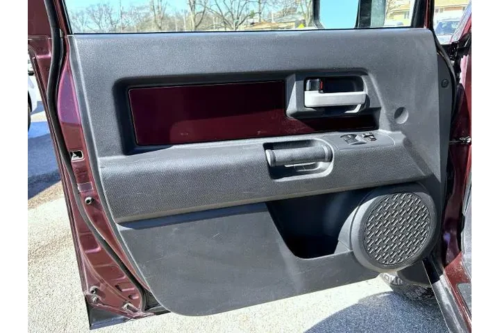 $18995 : Toyota FJ Cruiser 2007 4dr S image 9