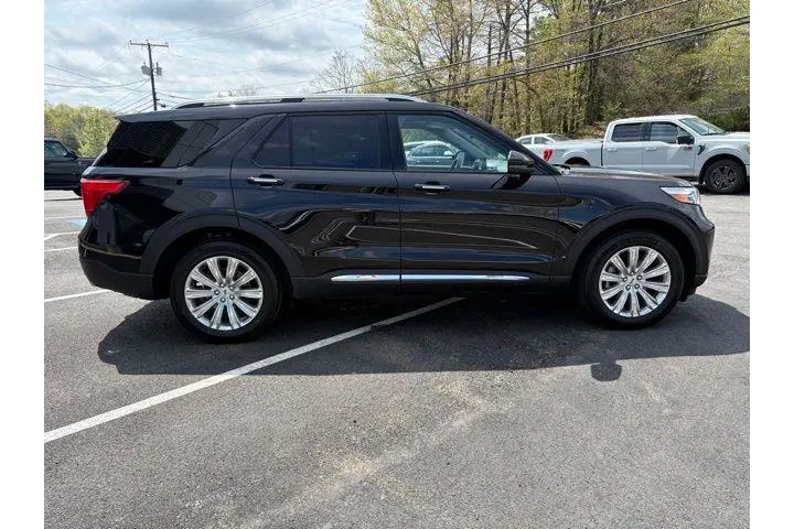 $37995 : Ford Explorer 2022 AWD Limit image 2