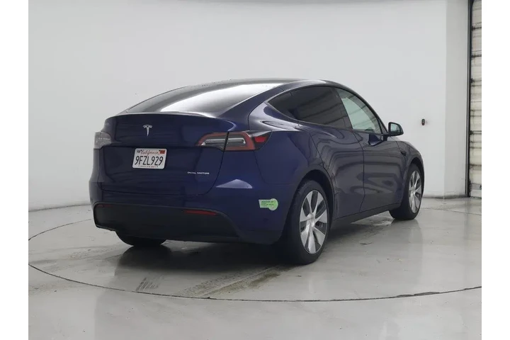 $30998 : Tesla Model Y 2023 AWD Long image 8