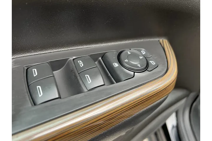 $16997 : 2021 GMC Acadia SLE image 10