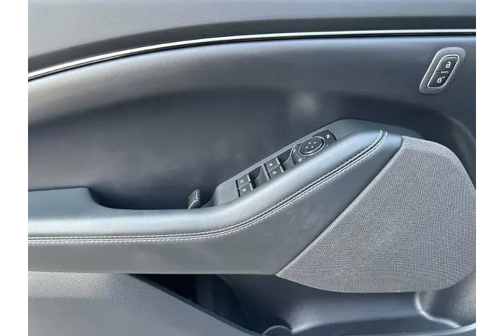 $31990 : Ford Mustang Mach-E 2025 Sel image 10