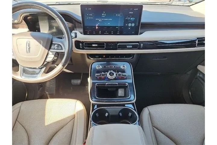 $31995 : Lincoln Nautilus 2022 AWD Re image 8