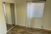 $2300 : 3 bed 2 Bath thumbnail