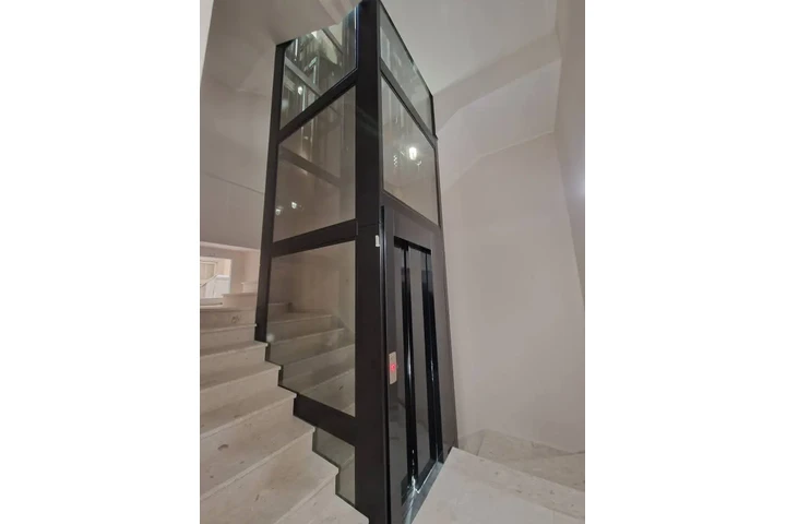 $28000000 : Elevador Accesible: Movilidad image 3