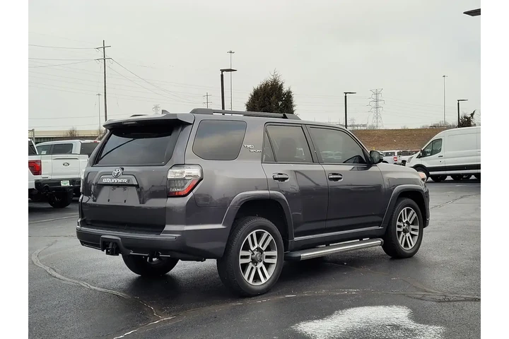 $39990 : Toyota 4Runner 2022 4x4 TRD image 4