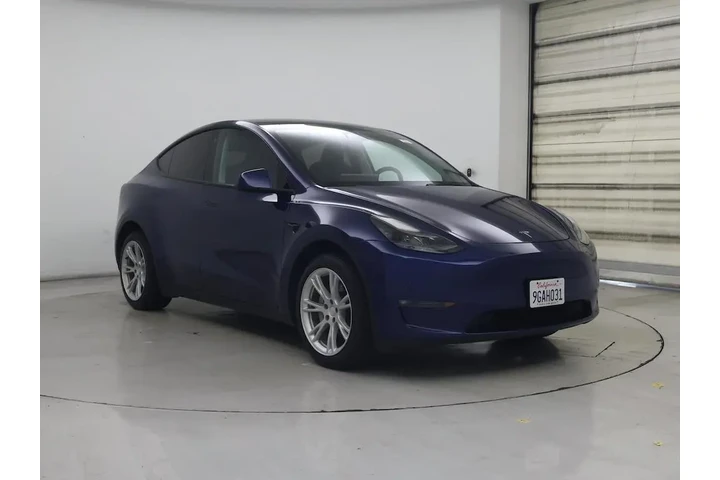 $32998 : Tesla Model Y 2023 AWD Long image 1