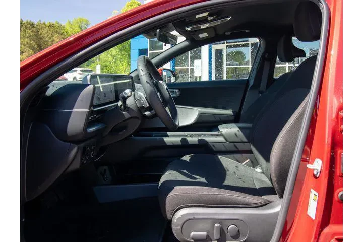 $29268 : Hyundai IONIQ 6 2025 SE 4dr image 6
