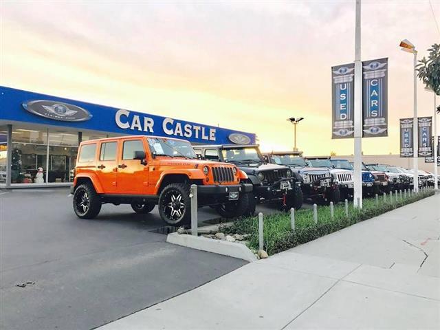 2018 Wrangler Unlimited Sport image 5