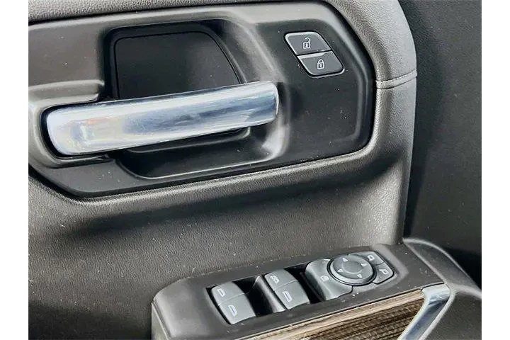 $28975 : Chevrolet Silverado 1500 202 image 9