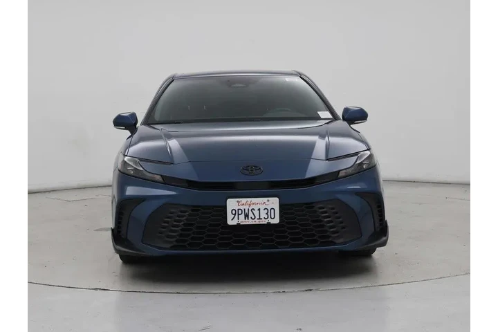 $32998 : Toyota Camry 2025 SE 4dr Sed image 5