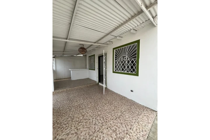 $60000 : Casa cerca al mar en villamil image 5