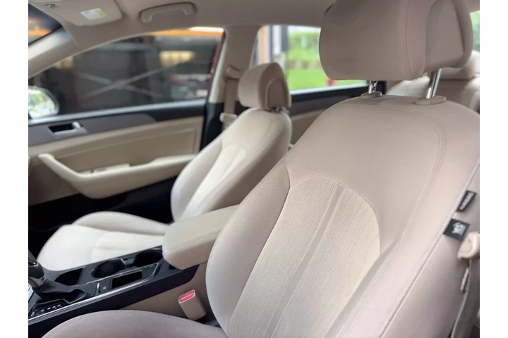 $7990 : 2016 HYUNDAI SONATA HYBRID image 10