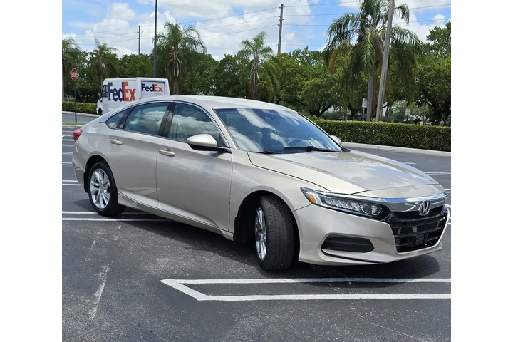 $12500 : (2018) Honda Accord image 6