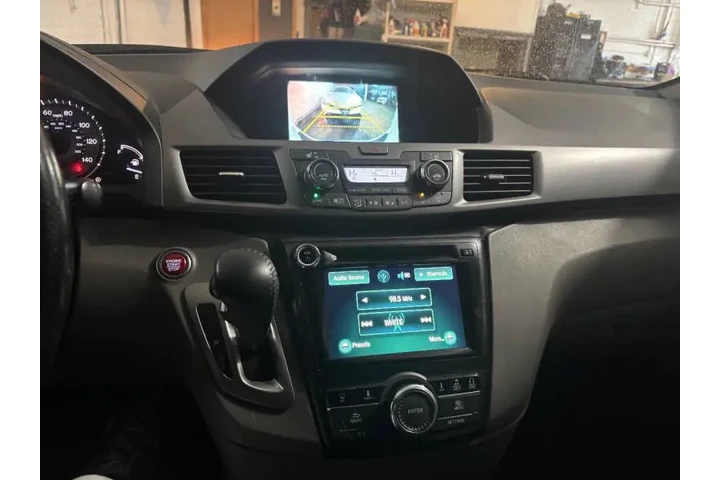 $7999 : 2014 Odyssey Touring Elite image 4