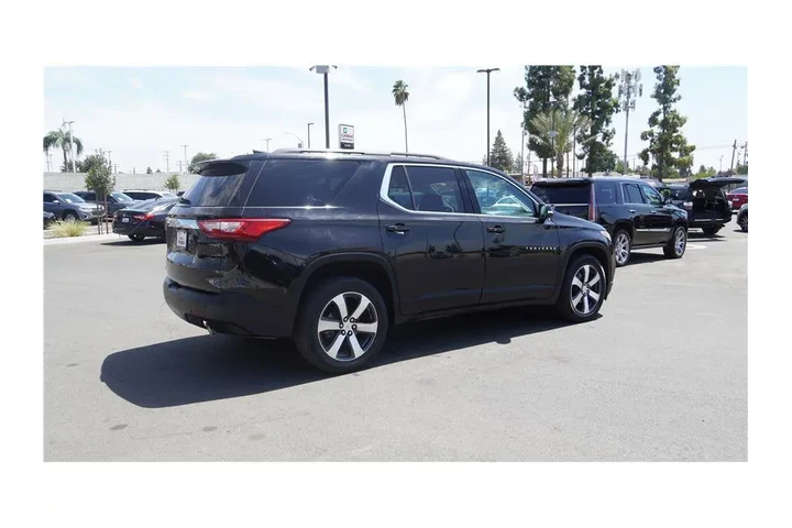 $23784 : 2021 Traverse LT Leather image 6