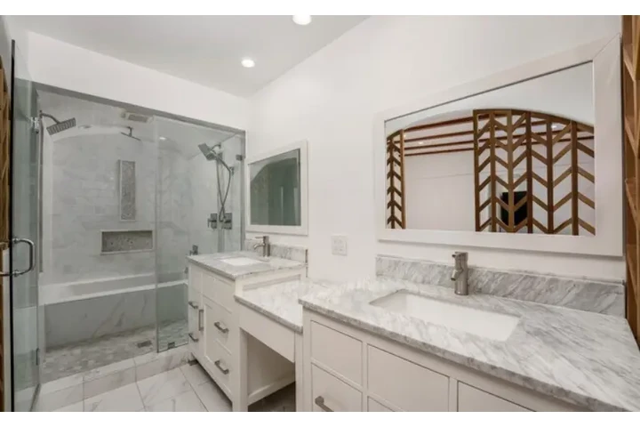 $2000 : Nice 2Bedroom Apt Available image 5