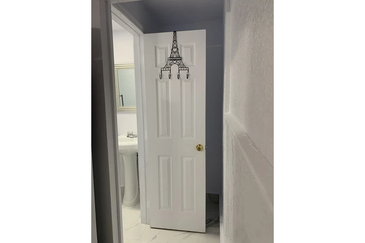 $1200 : Efficiencies  en westchester image 9