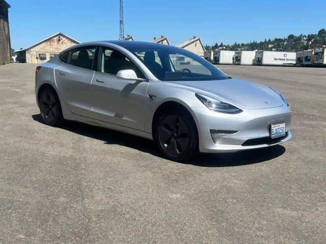 $25888 : 2018 Model 3 Long Range image 9