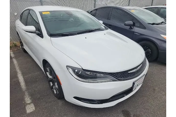 $15291 : Chrysler 200 2016 S 4dr Seda image 1