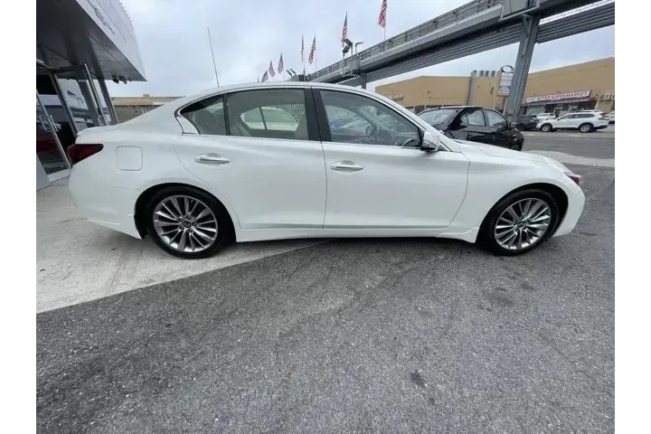 $25999 : INFINITI Q50 2022 Luxe 4dr S image 7