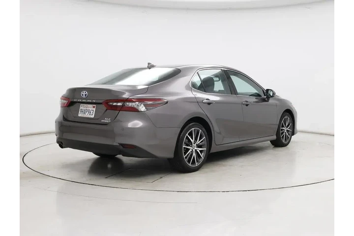 $33998 : Toyota Camry Hybrid 2023 XLE image 8