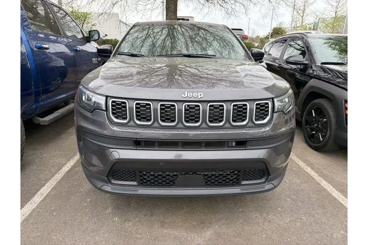 $22522 : Jeep Compass 2024 4x4 Sport image 2