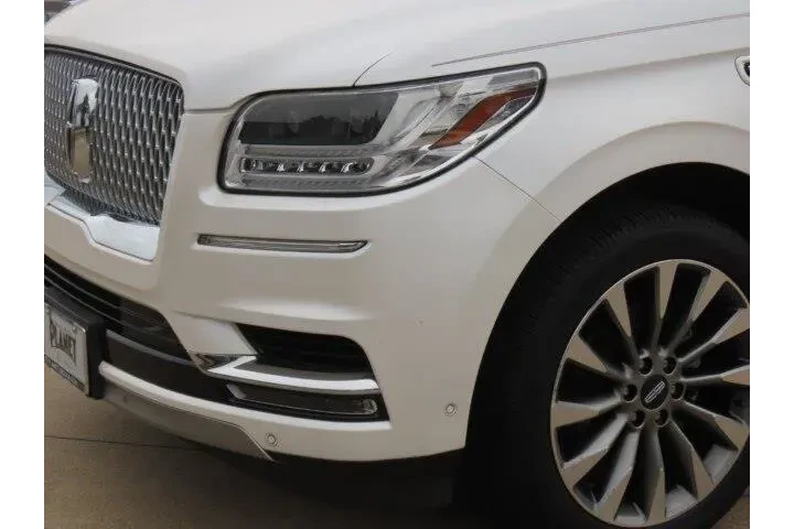 $28911 : Lincoln Navigator 2019 4x2 S image 3