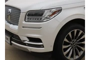 $28911 : Lincoln Navigator 2019 4x2 S thumbnail