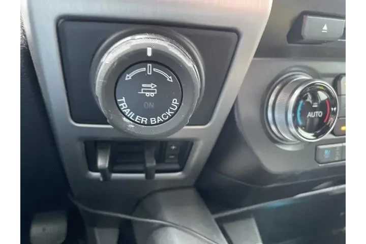 $38993 : Ford F-150 2018 4x4 Platinum image 10