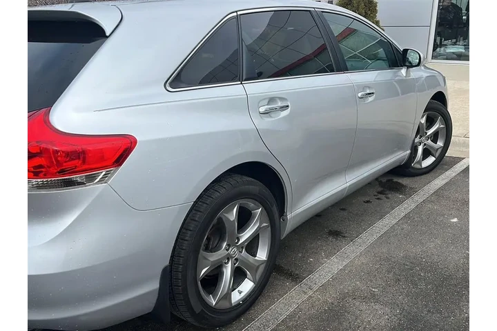 $10000 : 2009 Venza AWD V6 image 5